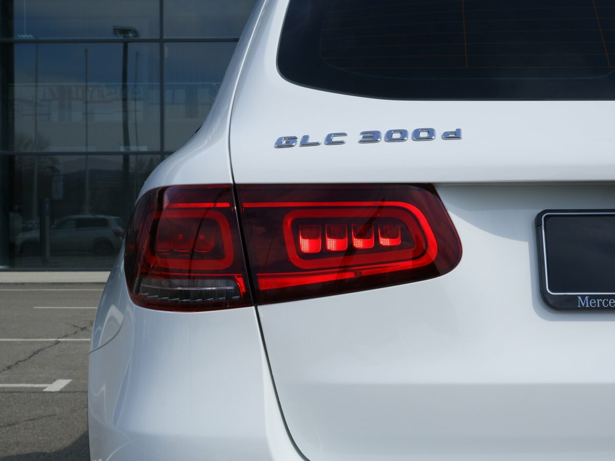 Check price and buy New Mercedes-Benz GLC 300 d (X253) Restyling For Sale