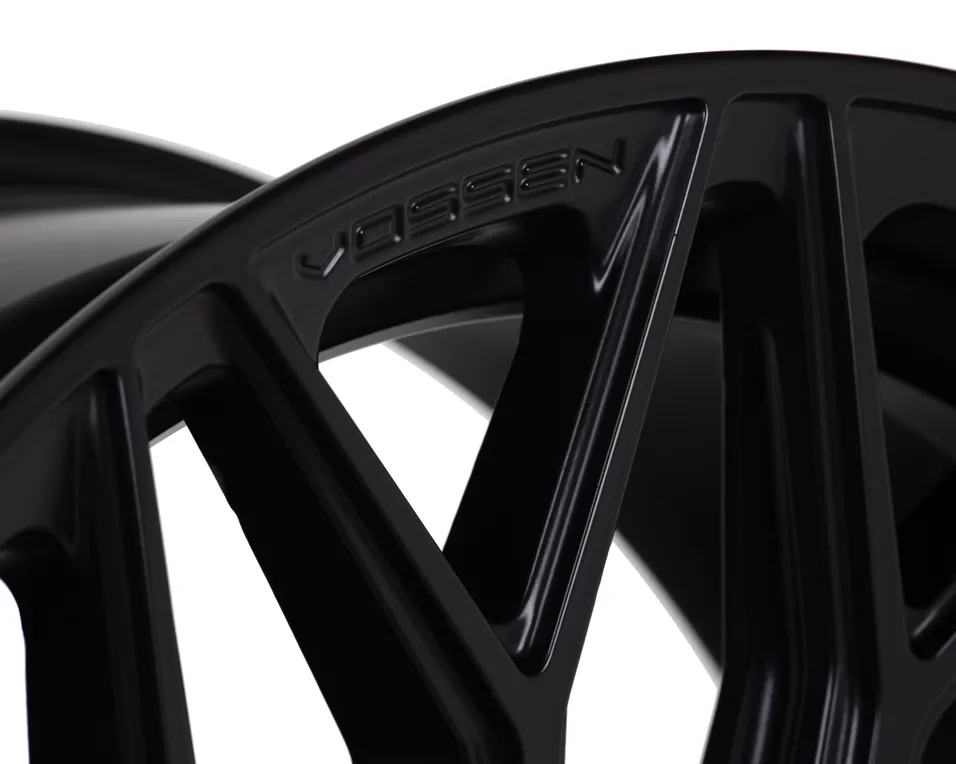 Vossen HF6 3 hybrid forged wheel — finish detail
