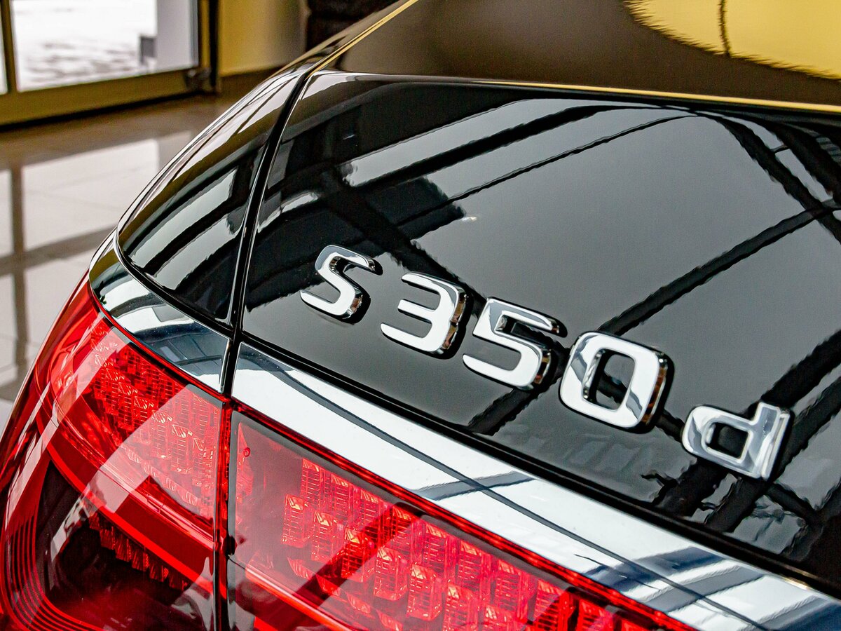 Check price and buy New Mercedes-Benz S-Class 350 d Long 4MATIC (W223) For Sale
