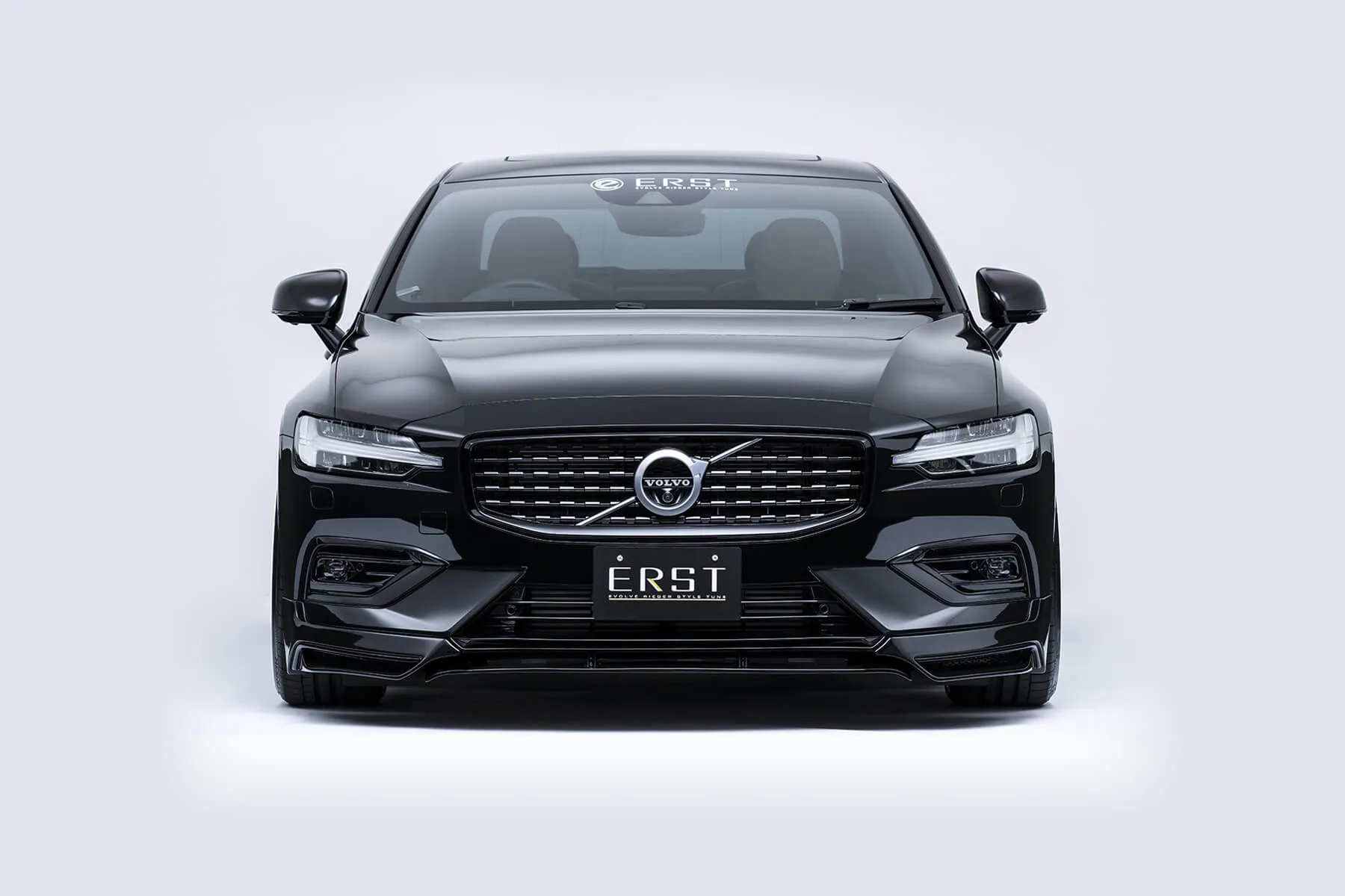 Check our price and buy ERST body kit for Volvo S60!