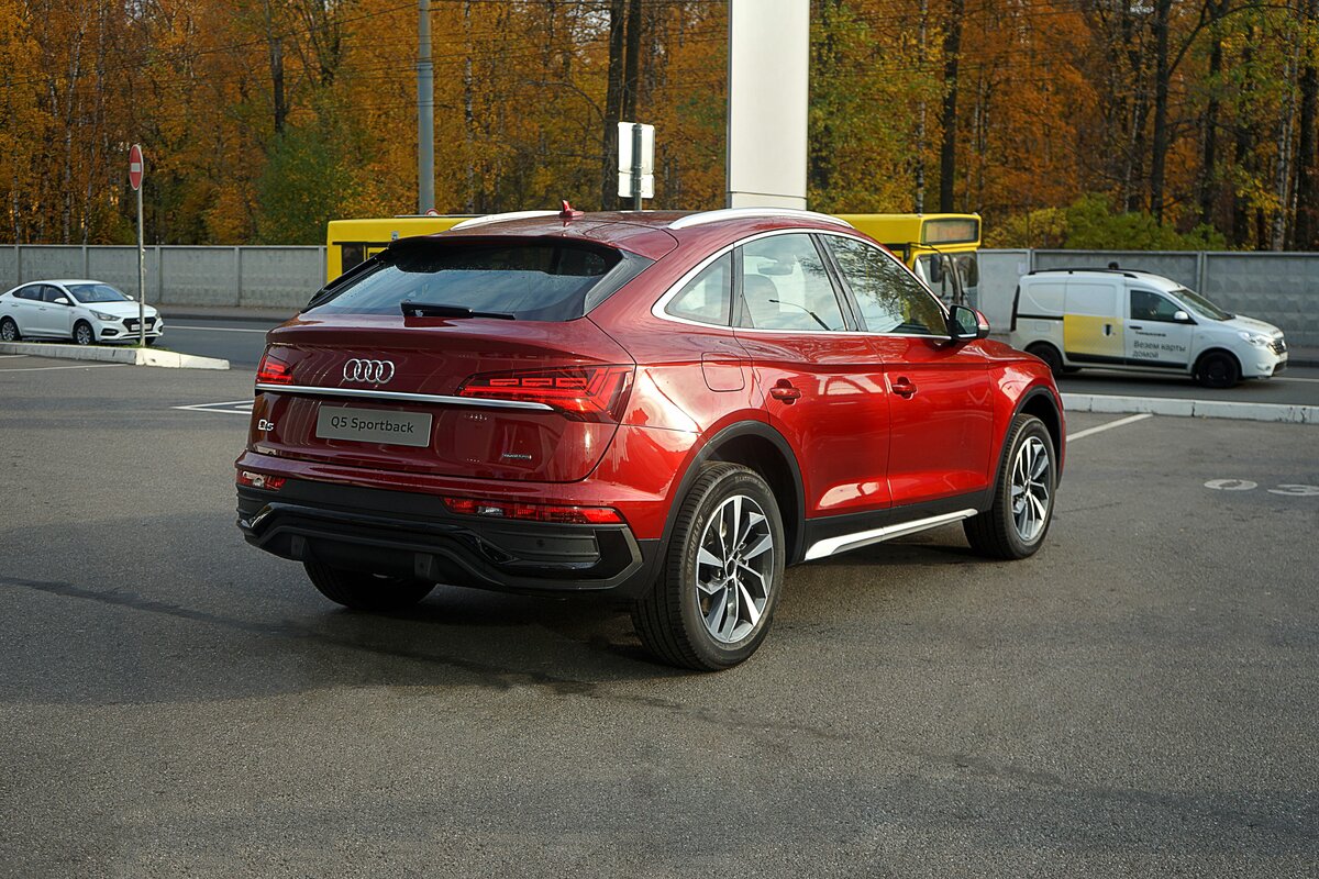 Check price and buy New Audi Q5 Sportback 45 TFSI (FY) For Sale