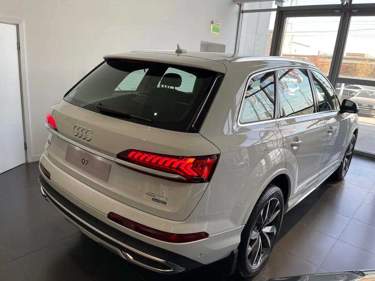 Check price and buy New Audi Q7 45 TDI (4M) Restyling For Sale