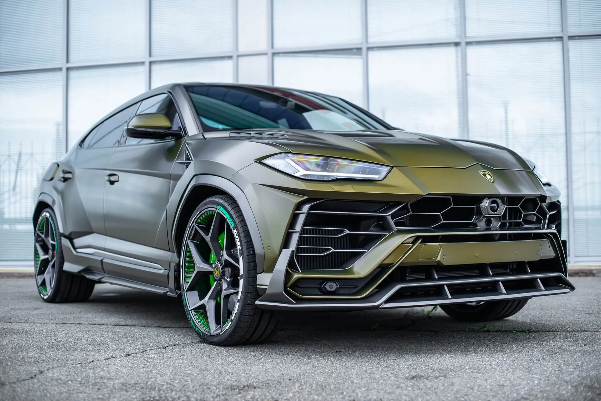 Check our price and buy a SCL Performance body kit for Lamborghini Urus