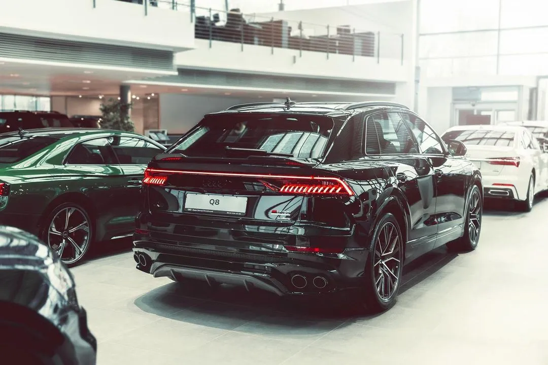 Check price and buy body kit for Audi Q8