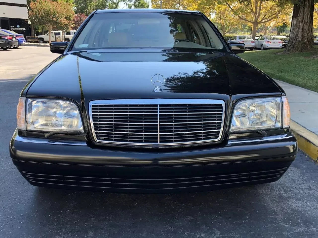 Check our price and buy a Brabus Carbon Fiber Body kit set for Mercedes-Benz S-class W140