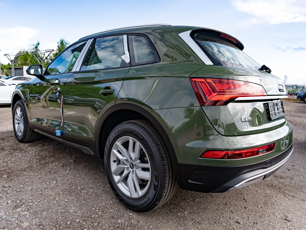 Check price and buy New Audi Q5 45 TFSI (FY) Restyling For Sale