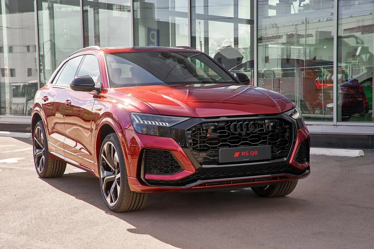 Buy New Audi RS Q8