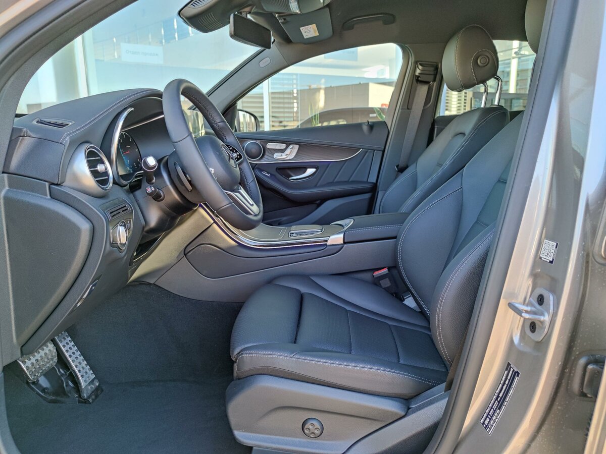 Check price and buy New Mercedes-Benz GLC Coupe 300 d (C253) Restyling For Sale
