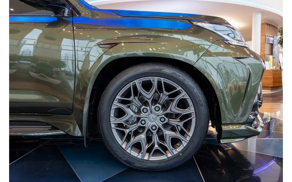Check price and buy New Lexus LX 570 Restyling 2 For Sale