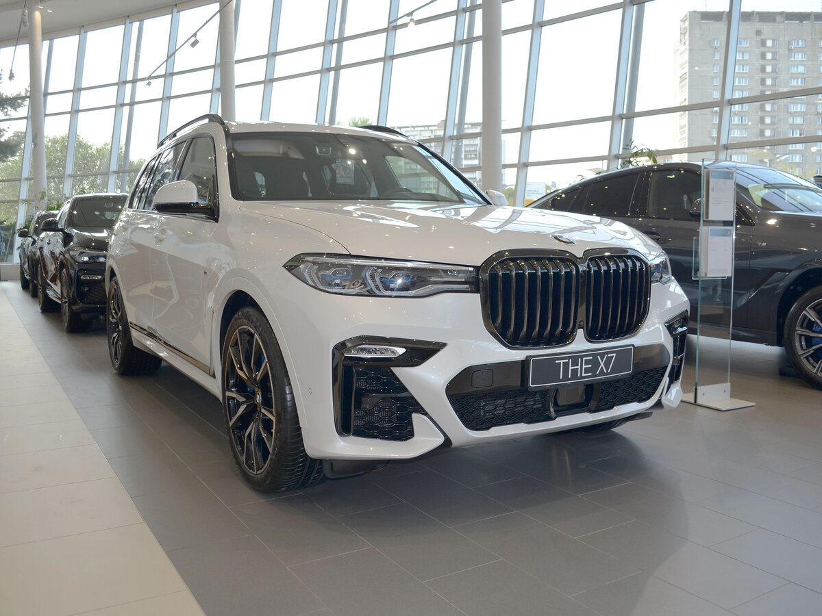 Check price and buy New BMW X7 40d (G07) For Sale