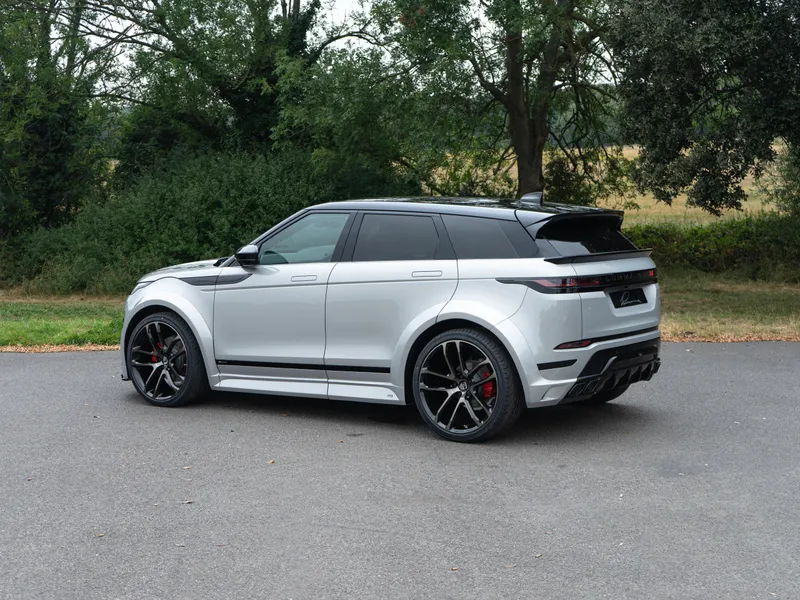 Check our price and buy Lumma CLR RE body kit for Land Rover Range Rover Evoque L551