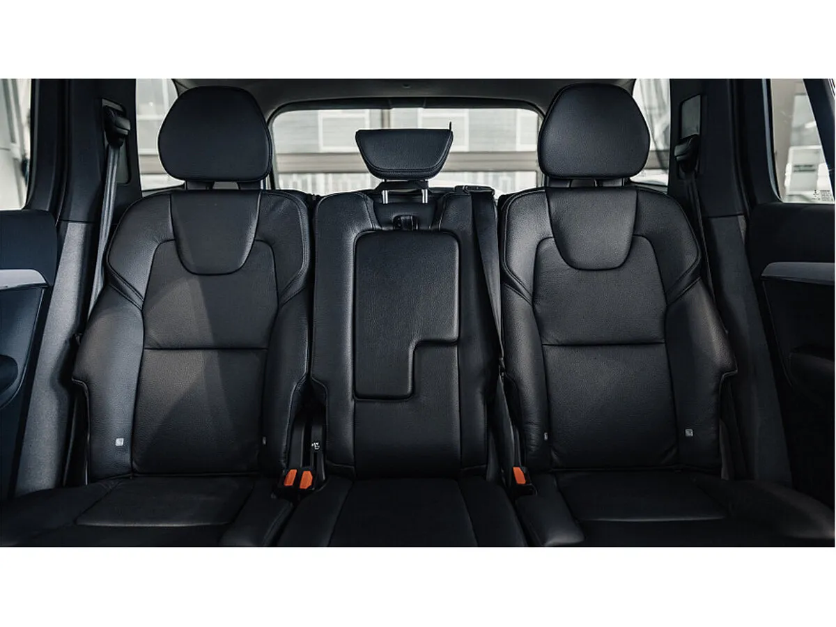 Check price and buy New Volvo XC90 Restyling For Sale
