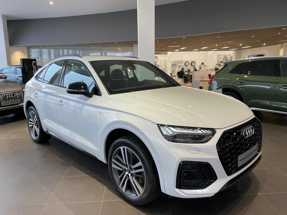 Check price and buy New Audi Q5 45 TFSI (FY) Restyling For Sale