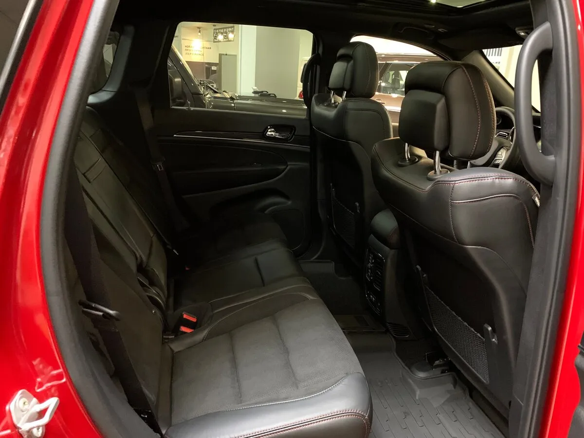 Check price and buy New Jeep Grand Cherokee (WK2) Restyling For Sale