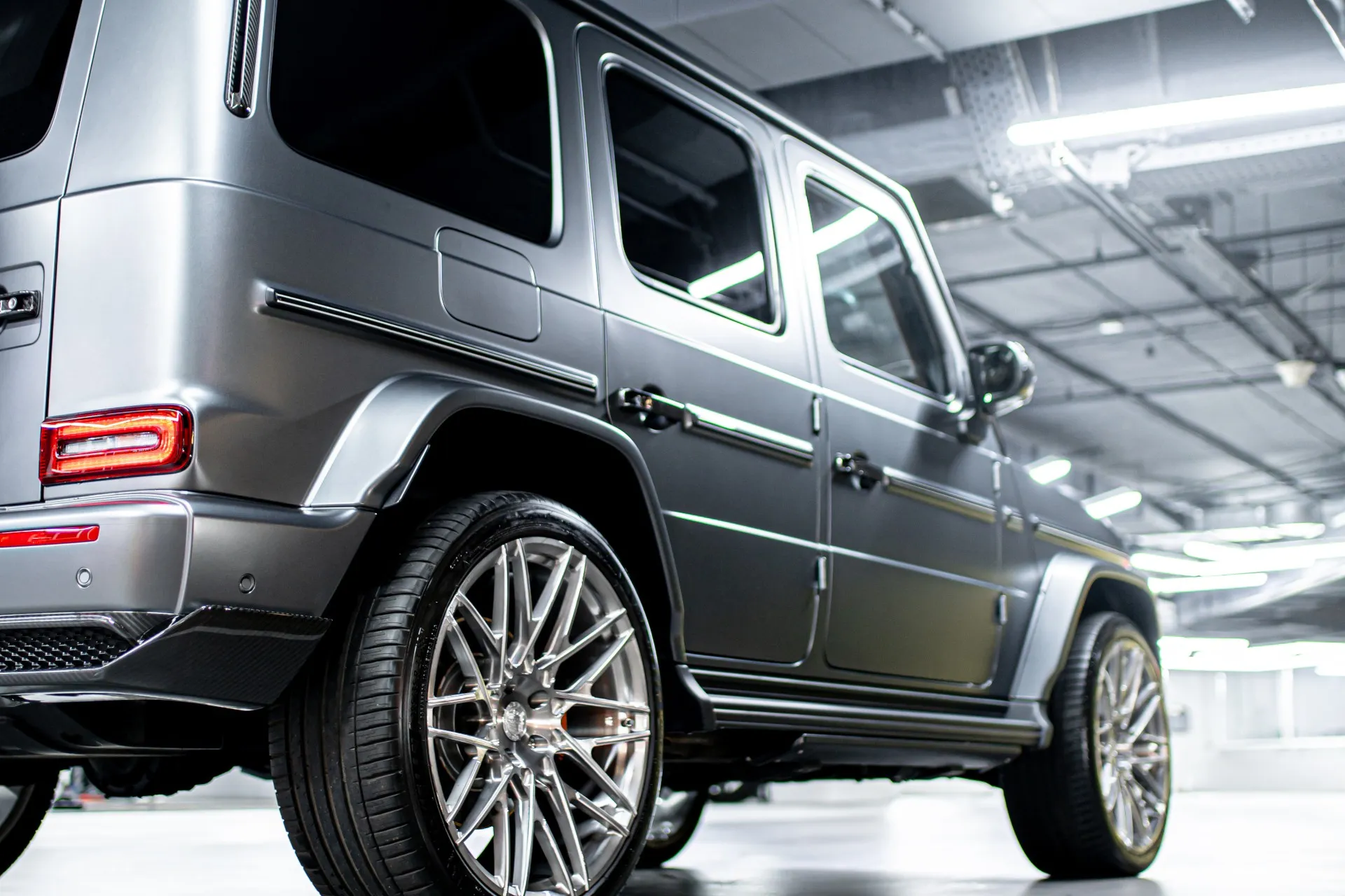 Check our price and buy Topcar Design body kit for Mercedes-Benz  G-class W463A Inferno Light
