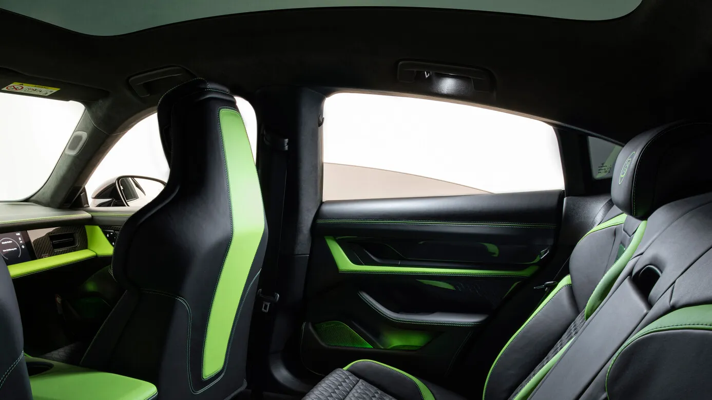Brabus Carbon Fiber Body kit set for Porsche Taycan