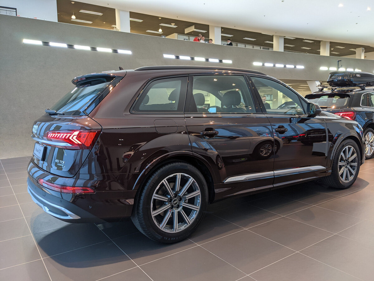 Check price and buy New Audi Q7 45 TDI (4M) Restyling For Sale