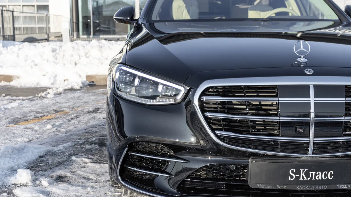 Check price and buy New Mercedes-Benz S-Class 580 Long 4MATIC (W223) For Sale