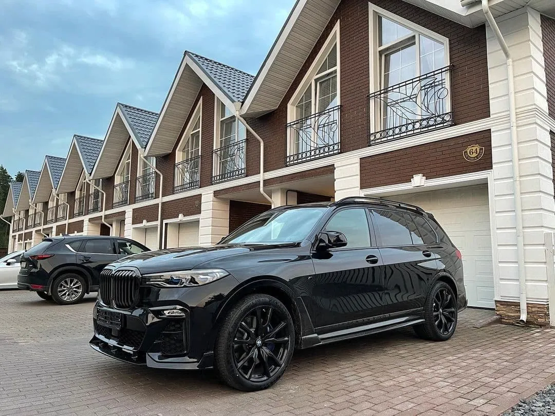 Check price and buy Ronin Body it for BMW X7 G07