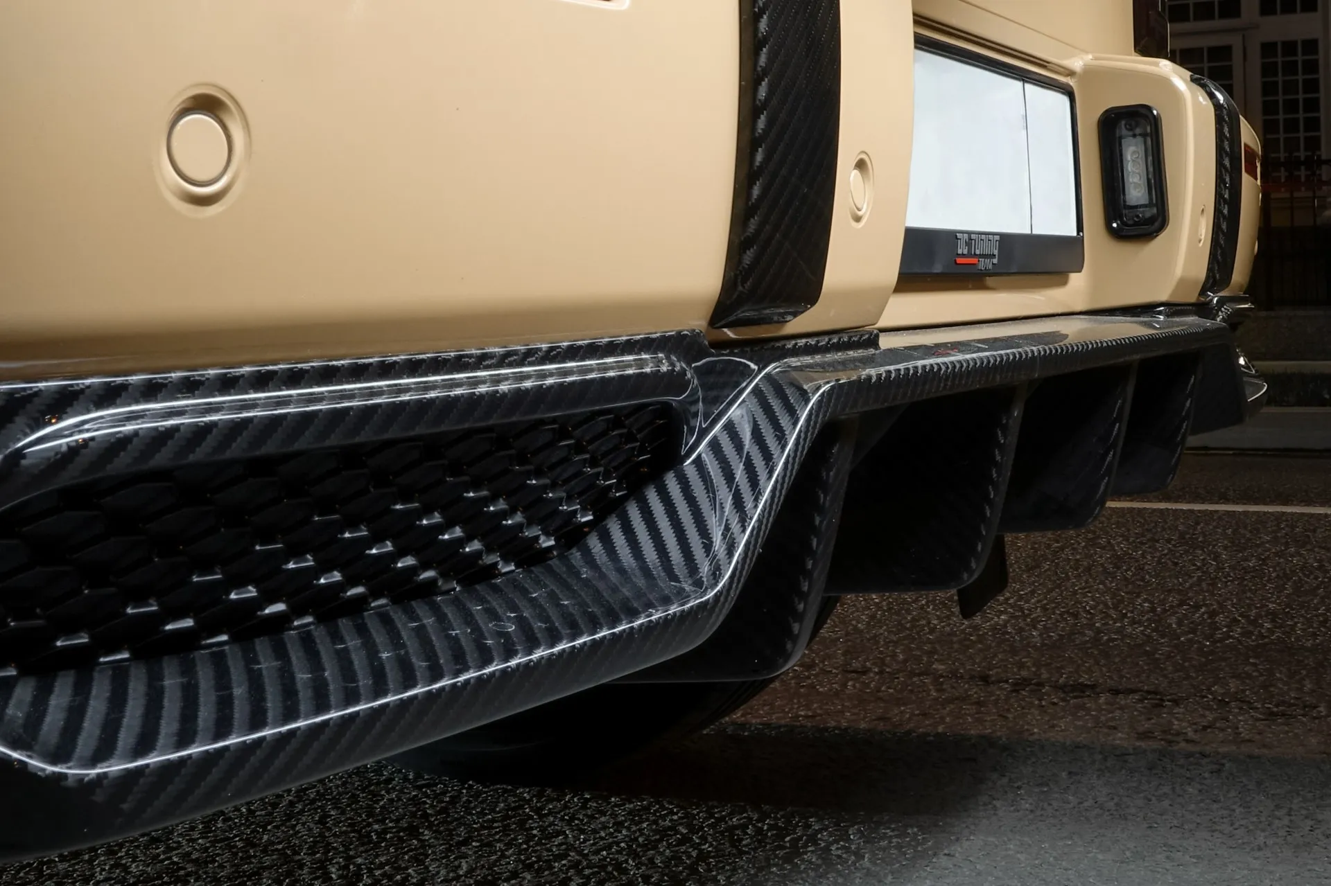 Check our price and buy Topcar Design body kit for Mercedes-Benz  G-class W463A Inferno Light