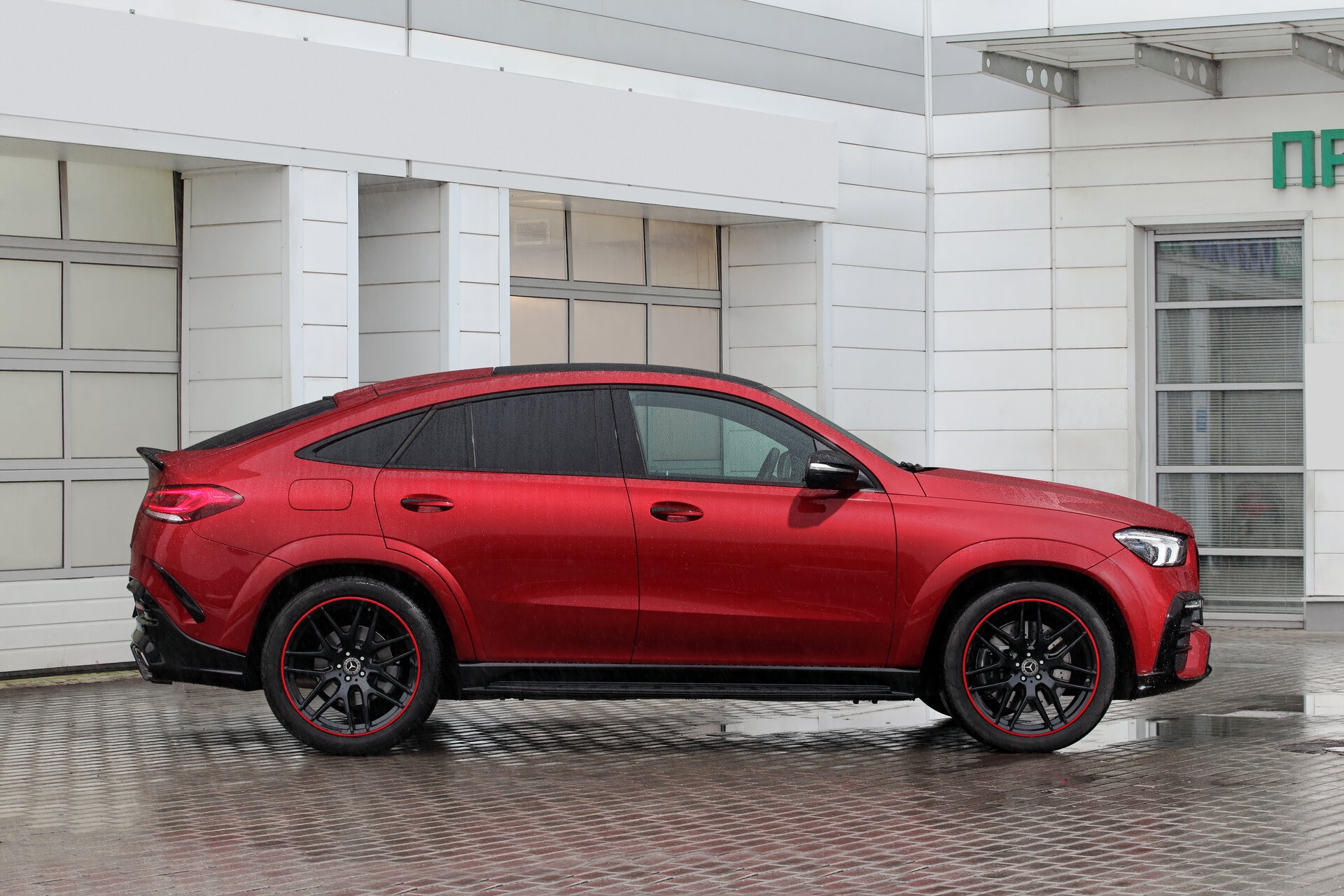 Check our price and buy Topcar Design body kit for Mercedes-Benz GLE coupe C167 Inferno 2022!