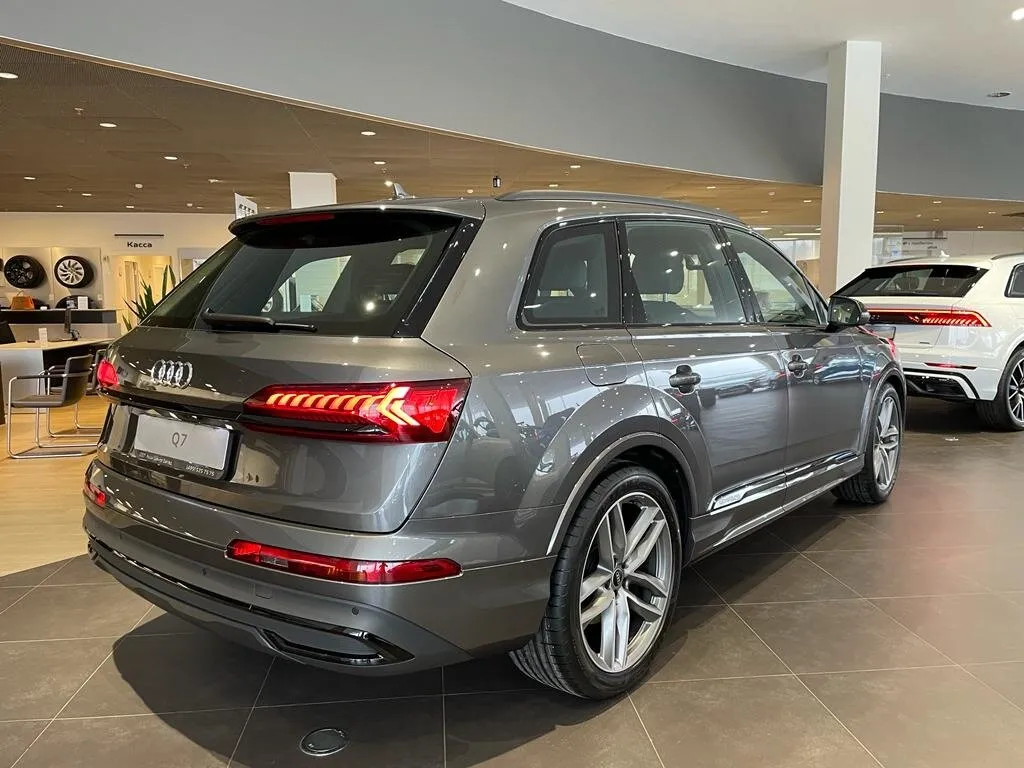 Check price and buy New Audi Q7 45 TDI (4M) Restyling For Sale