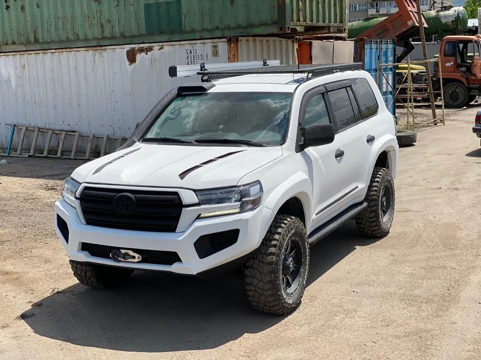 Check our price and buy Shikari body kit for Toyota Land Cruiser 200