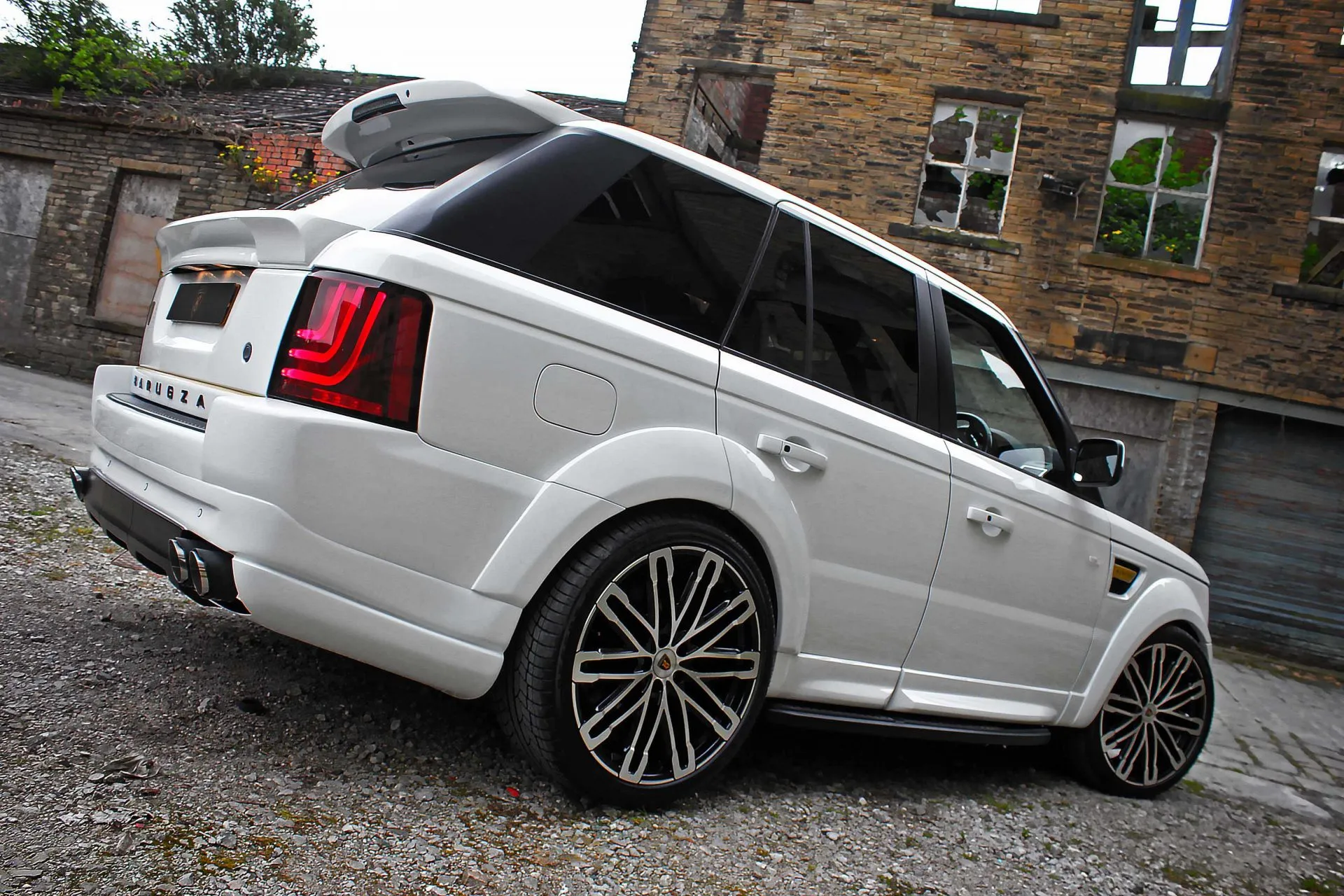 Barugzai Classic Sport Mid-Level Boot Spoiler for Land Rover Range Rover Sport