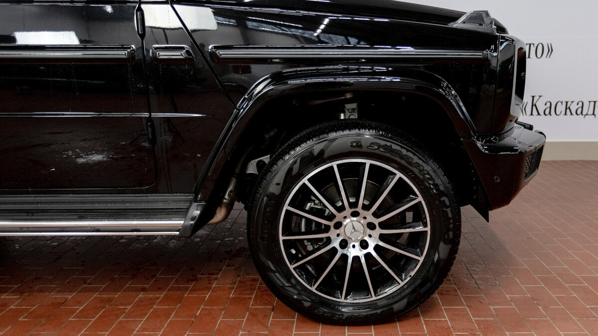 Check price and buy New Mercedes-Benz G-Class 350 d (W463) For Sale