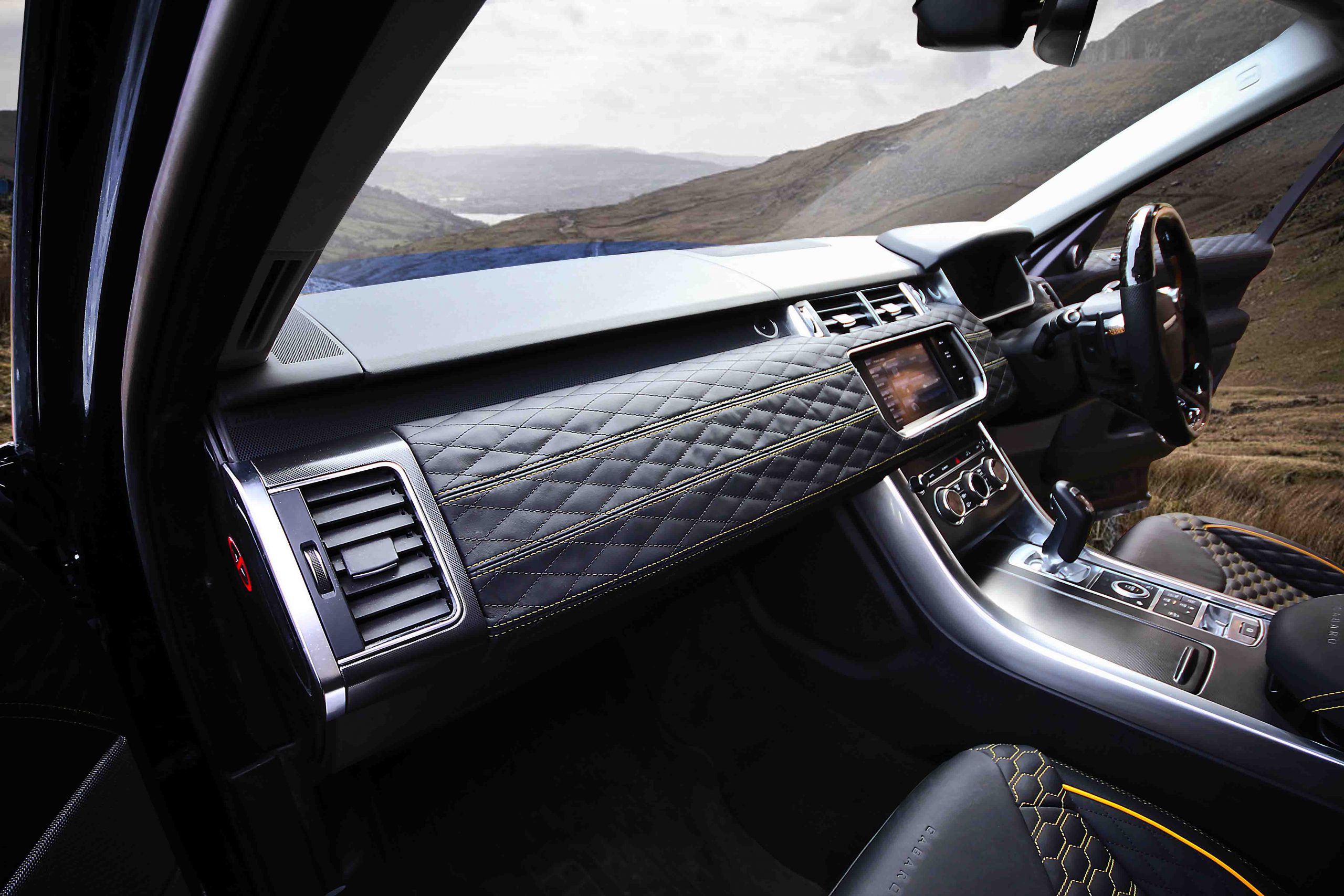 Wildcat Xpressions interior Cabaro II Wide Edition for Land Rover Range Rover Sport