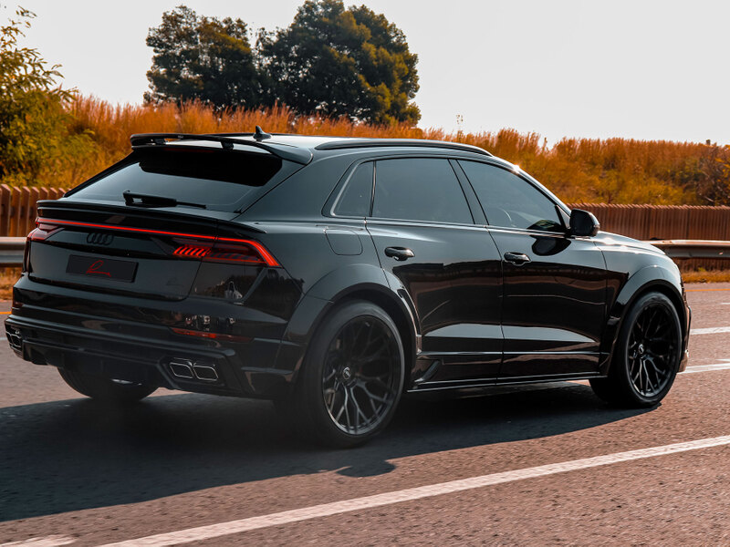 Check our price and buy Lumma CLR 8S body kit for Audi Q8