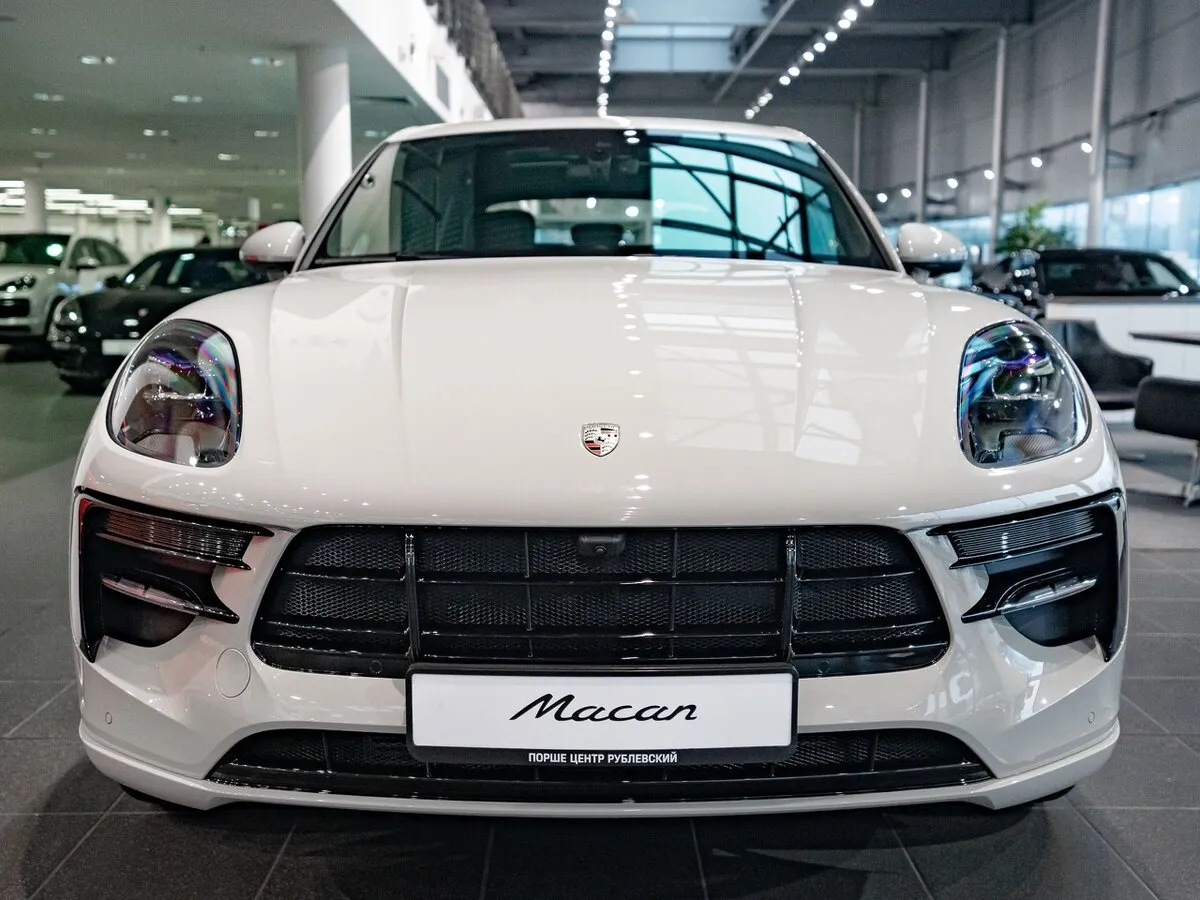 Check price and buy New Porsche Macan Restyling For Sale