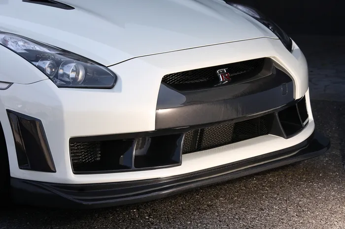 Check our price and buy VeilSide body kit for Nissan GT-R!