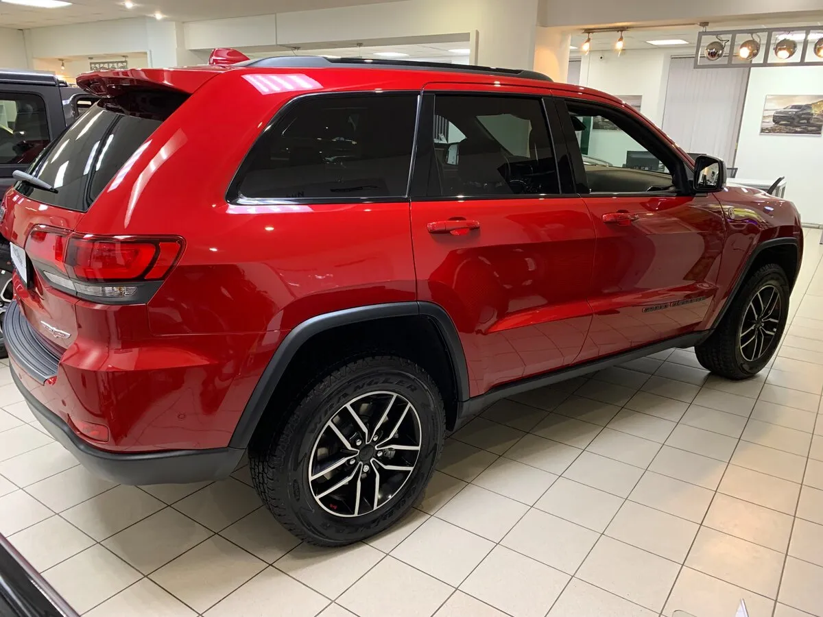 Check price and buy New Jeep Grand Cherokee (WK2) Restyling For Sale