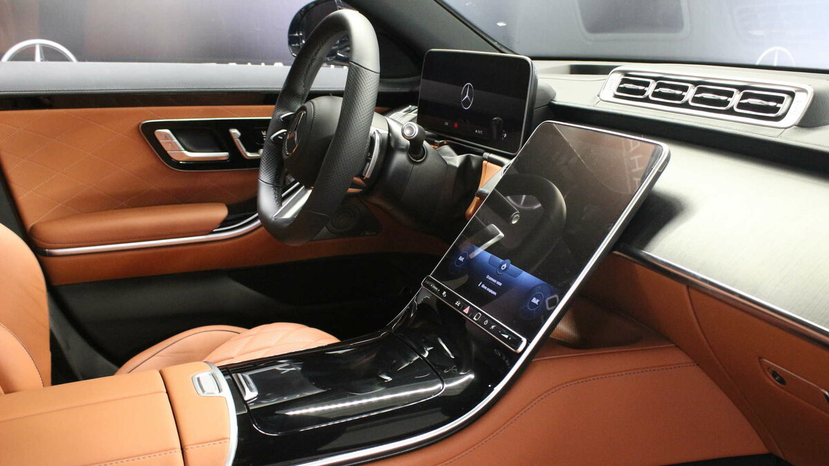 Check price and buy New Mercedes-Benz S-Class 580 Long 4MATIC (W223) For Sale