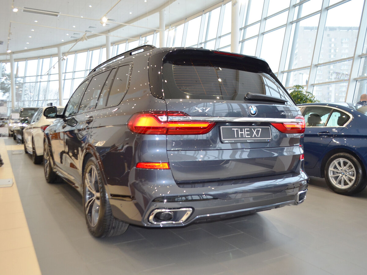 Check price and buy New BMW X7 30d (G07) For Sale