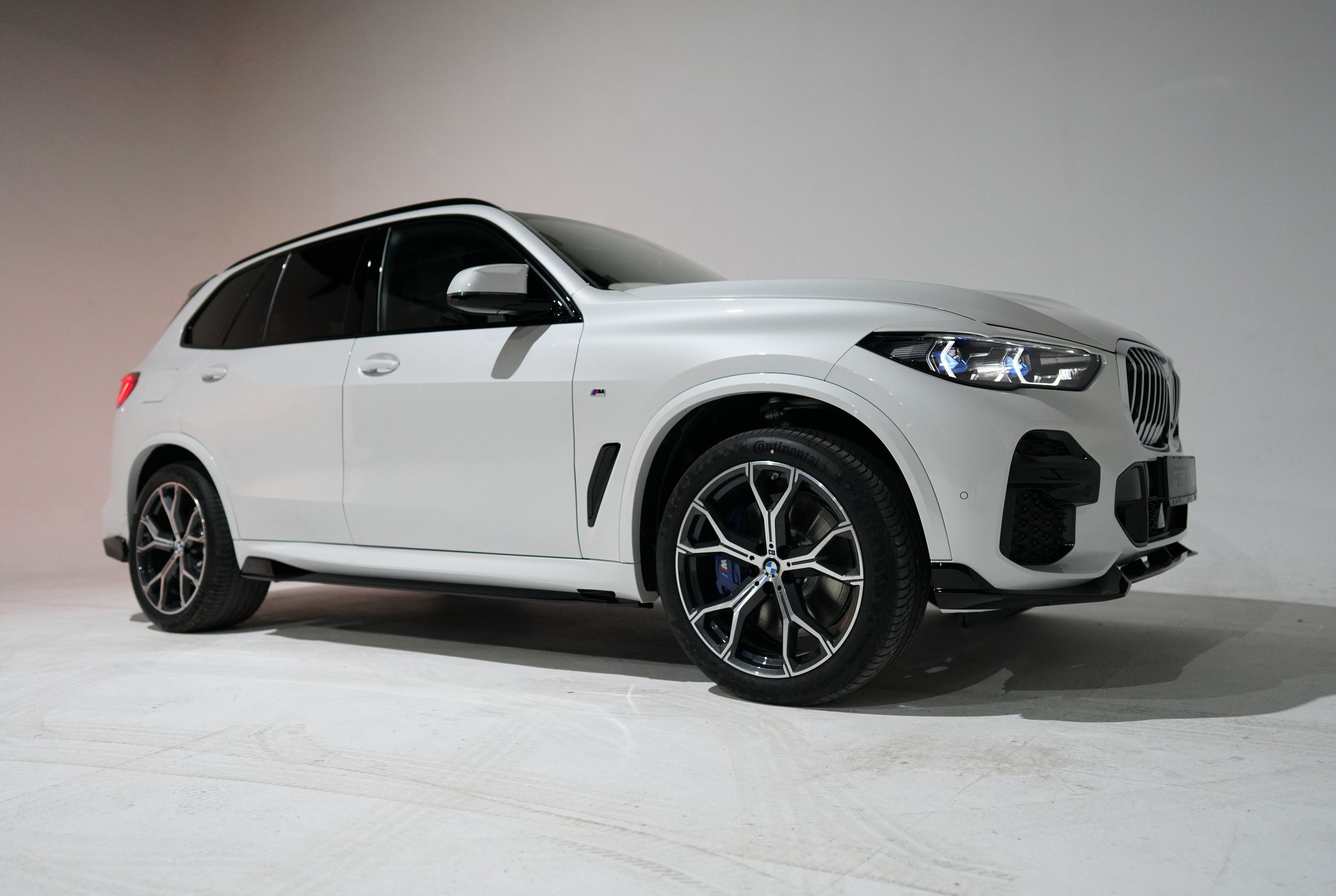 Check our price and buy Ferz Design Body kit for BMW X5 G05 Storm-II!