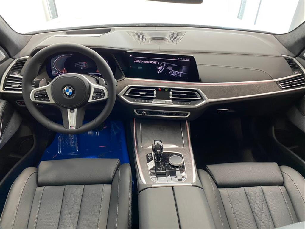 Buy New BMW X7 40d (G07)