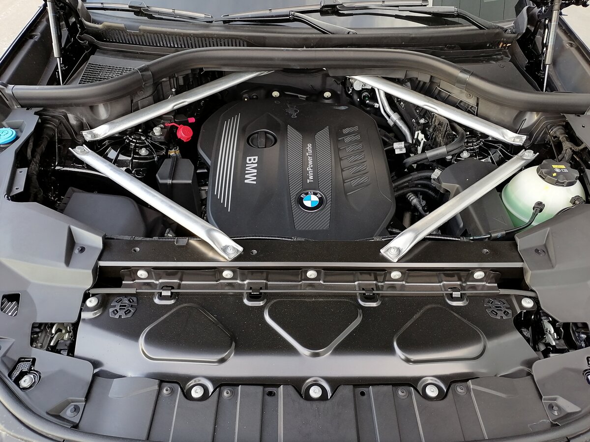 Check price and buy New BMW X5 30d (G05) For Sale