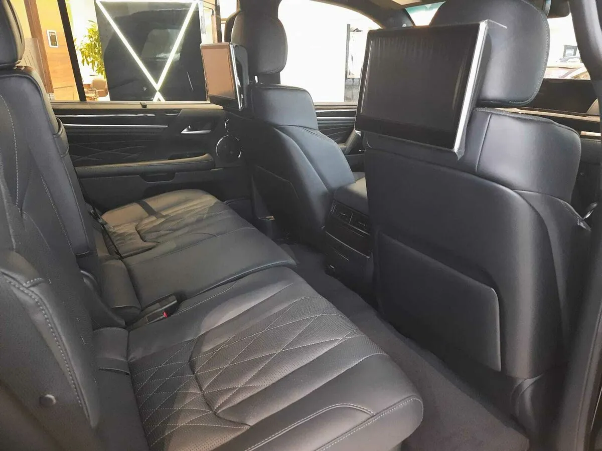 New Lexus LX 570 Restyling 2