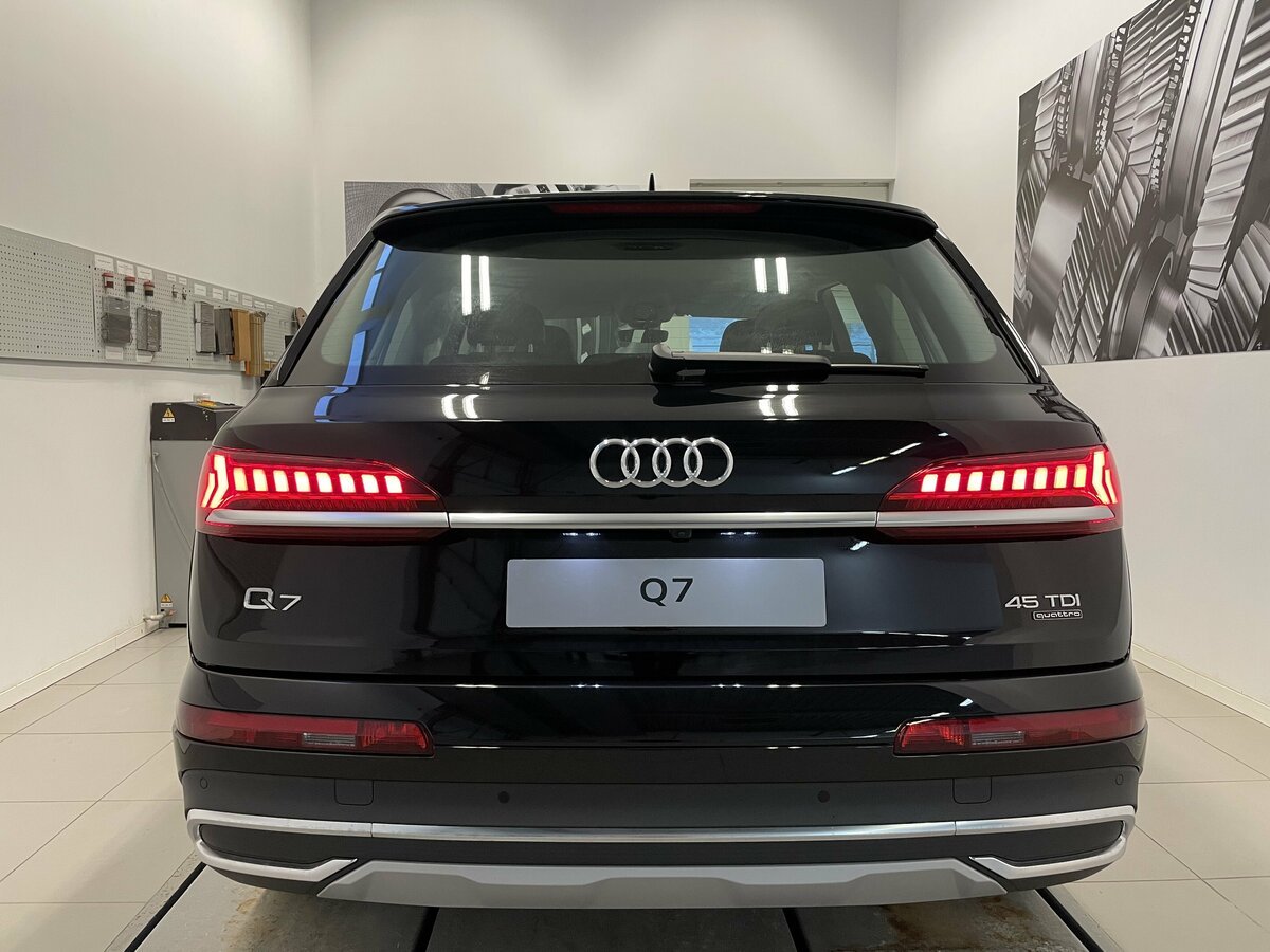 Check price and buy New Audi Q7 45 TDI (4M) Restyling For Sale