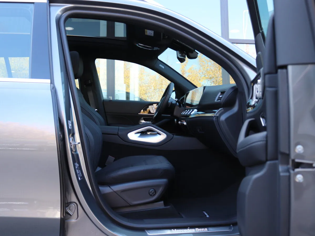 Check price and buy New Mercedes-Benz GLS 400 d (X167) For Sale