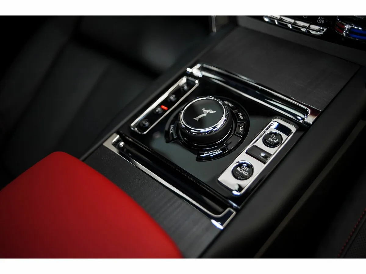 Buy New Rolls-Royce Cullinan
