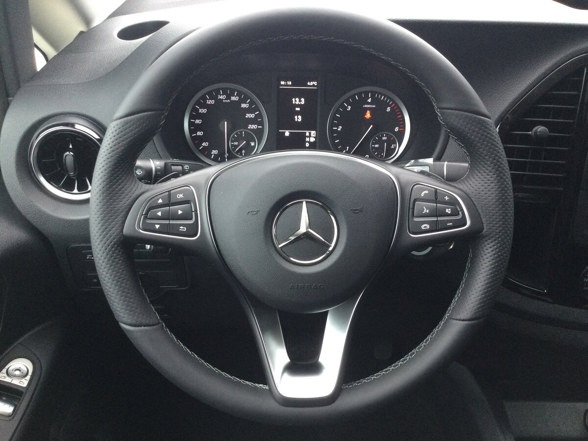 Check price and buy New Mercedes-Benz Vito 119 BlueTEC L2 (W447) For Sale