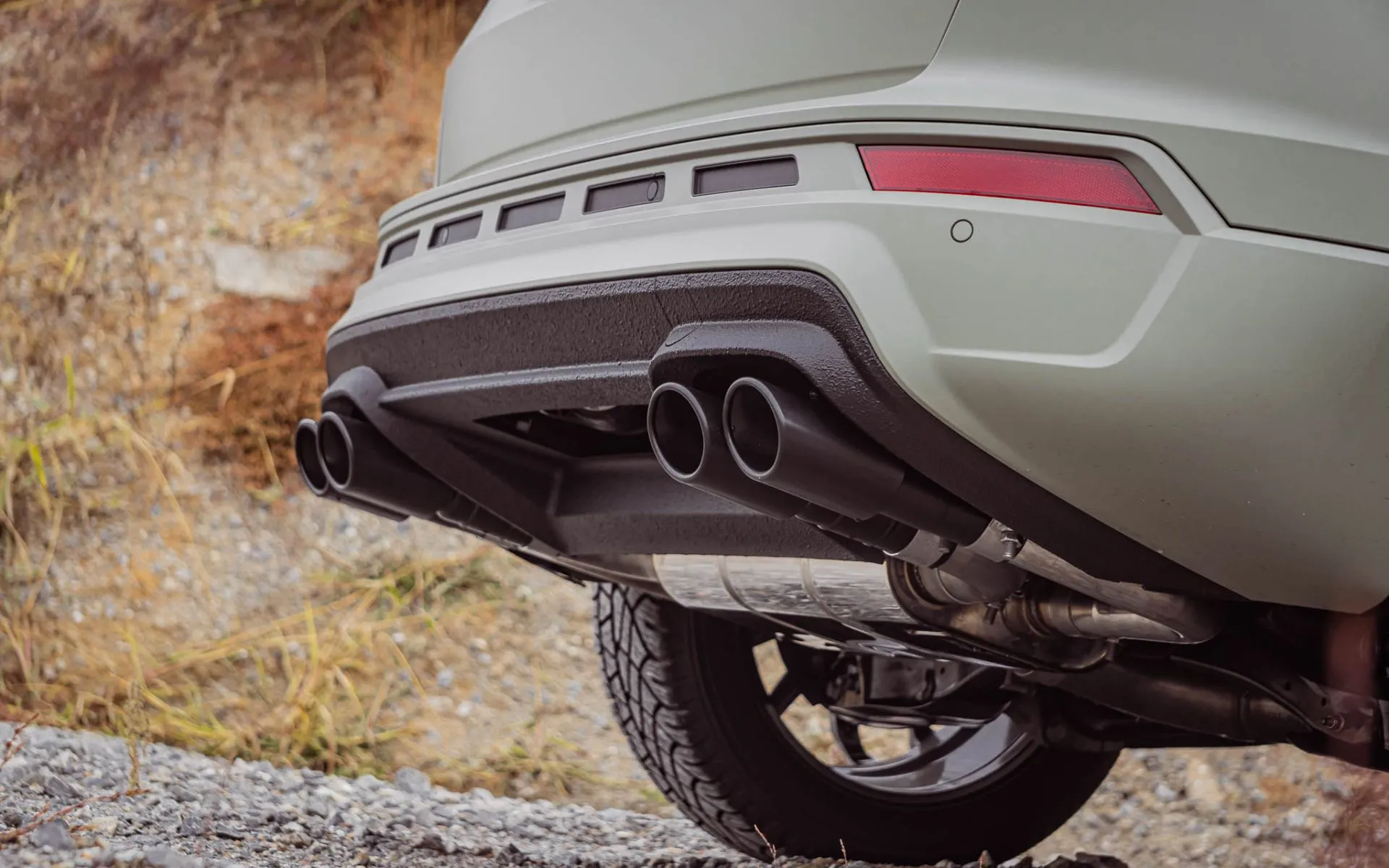 Check our price and buy JE Design body kit for Cupra Ateca All-Terrain!