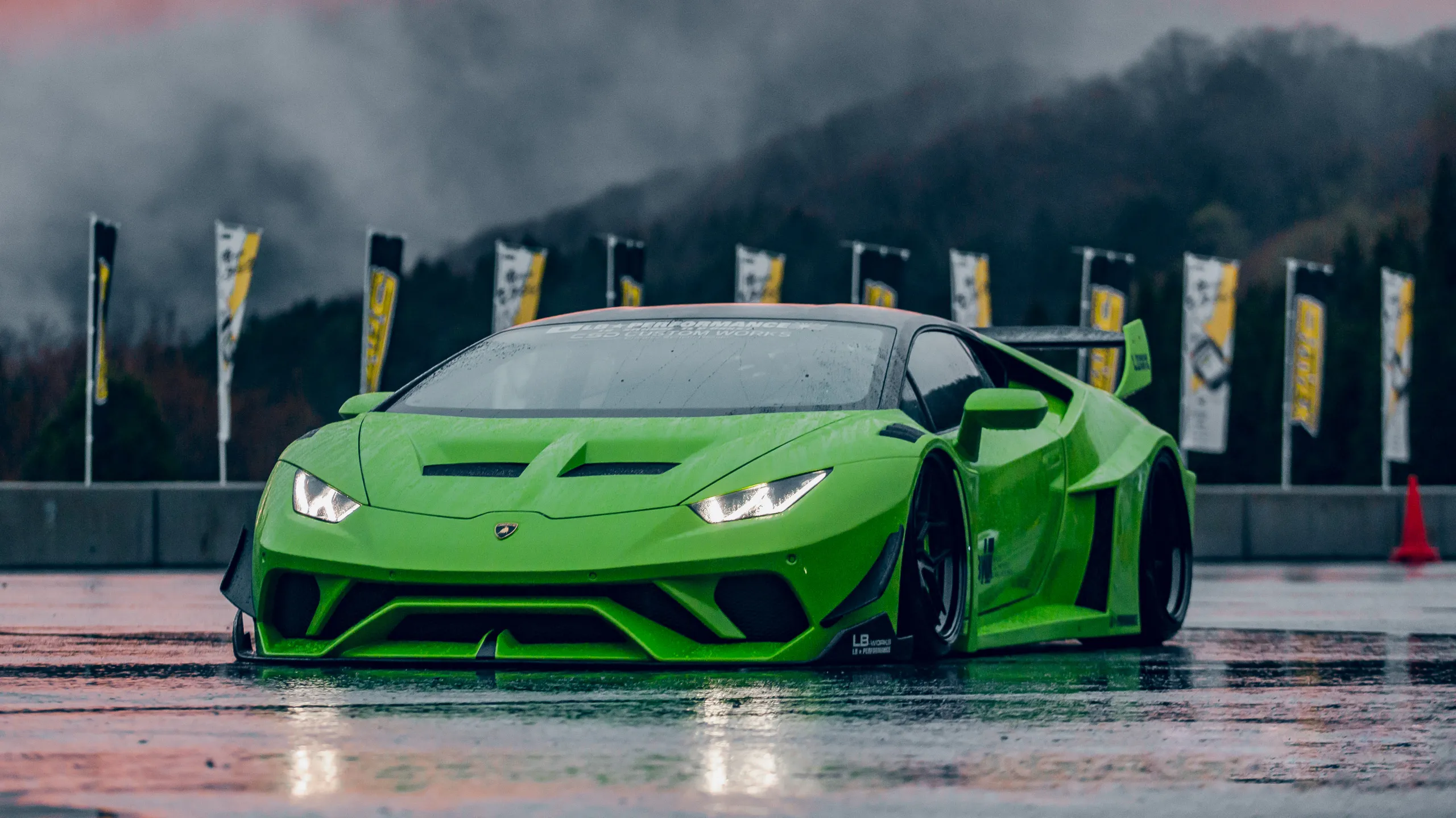 Check our price and buy Liberty Walk body kit for Lamborghini Huracan GT3!