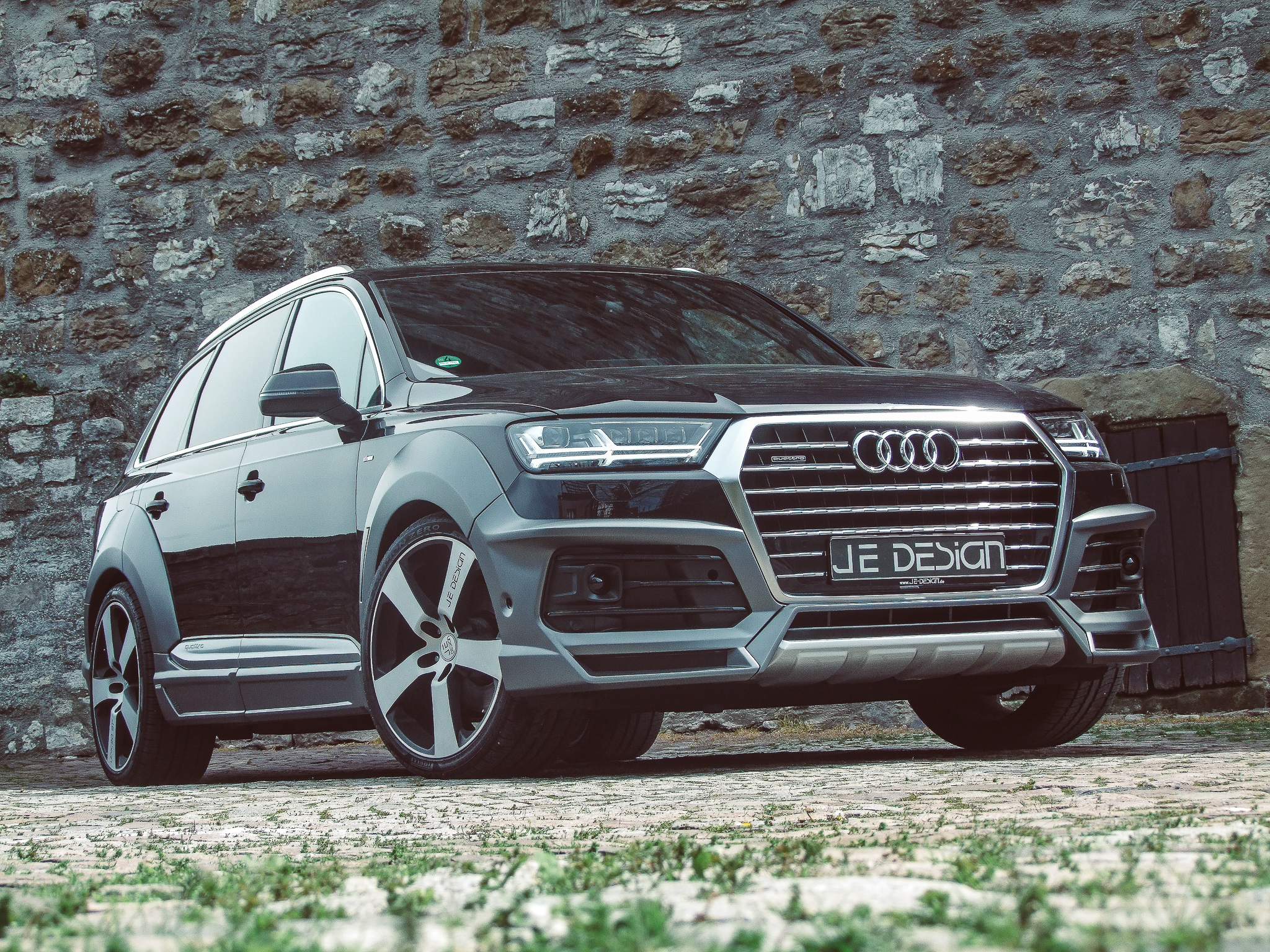 Check our price and buy JE Design body kit for Audi Q7 4M S-Line