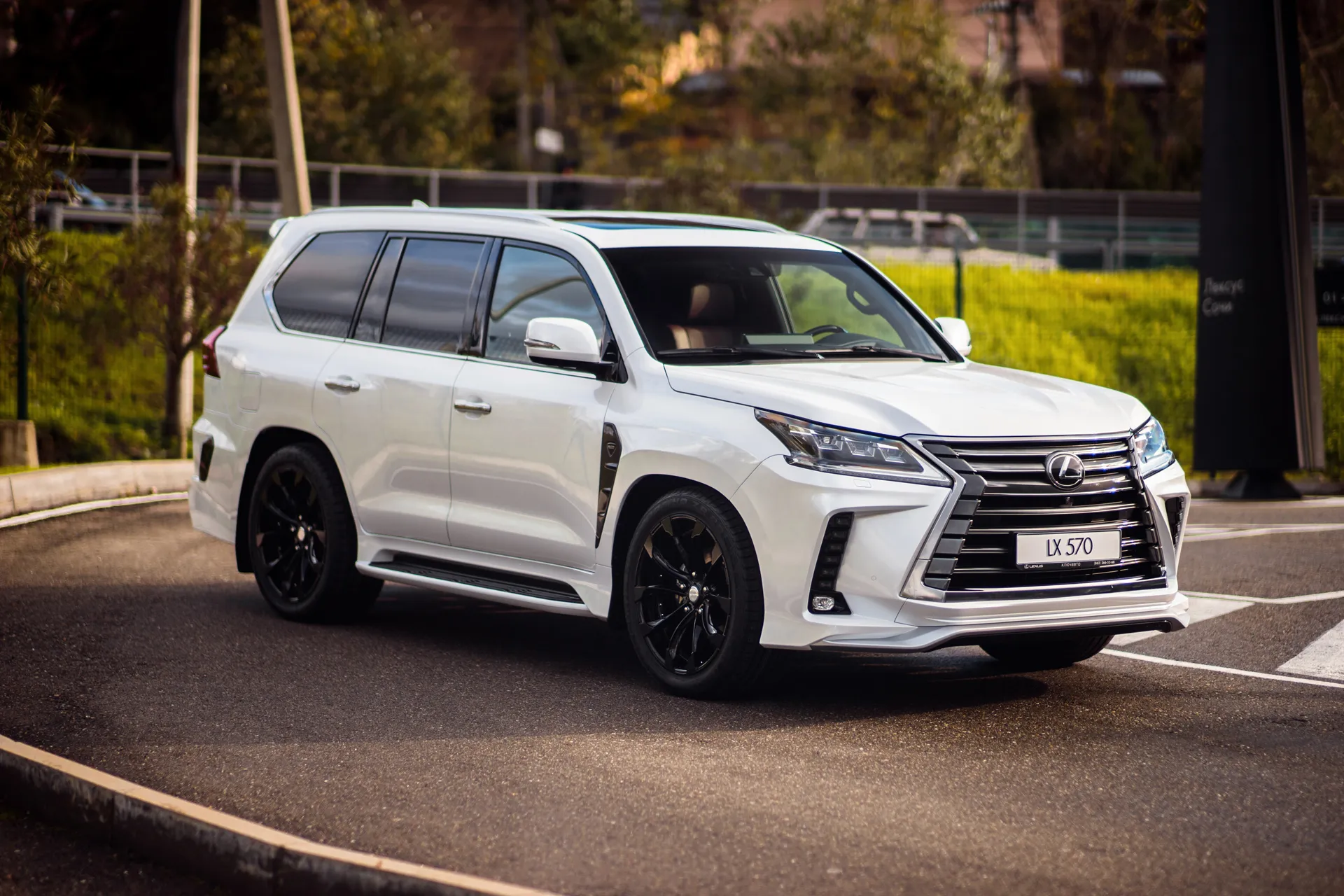 Check our price and buy MTR Design Body Kit for Lexus LX 570/450d