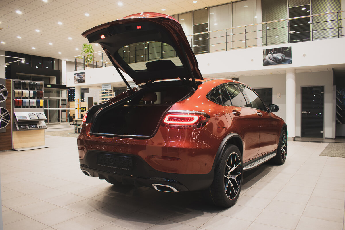 Check price and buy New Mercedes-Benz GLC Coupe 300 (C253) Restyling For Sale