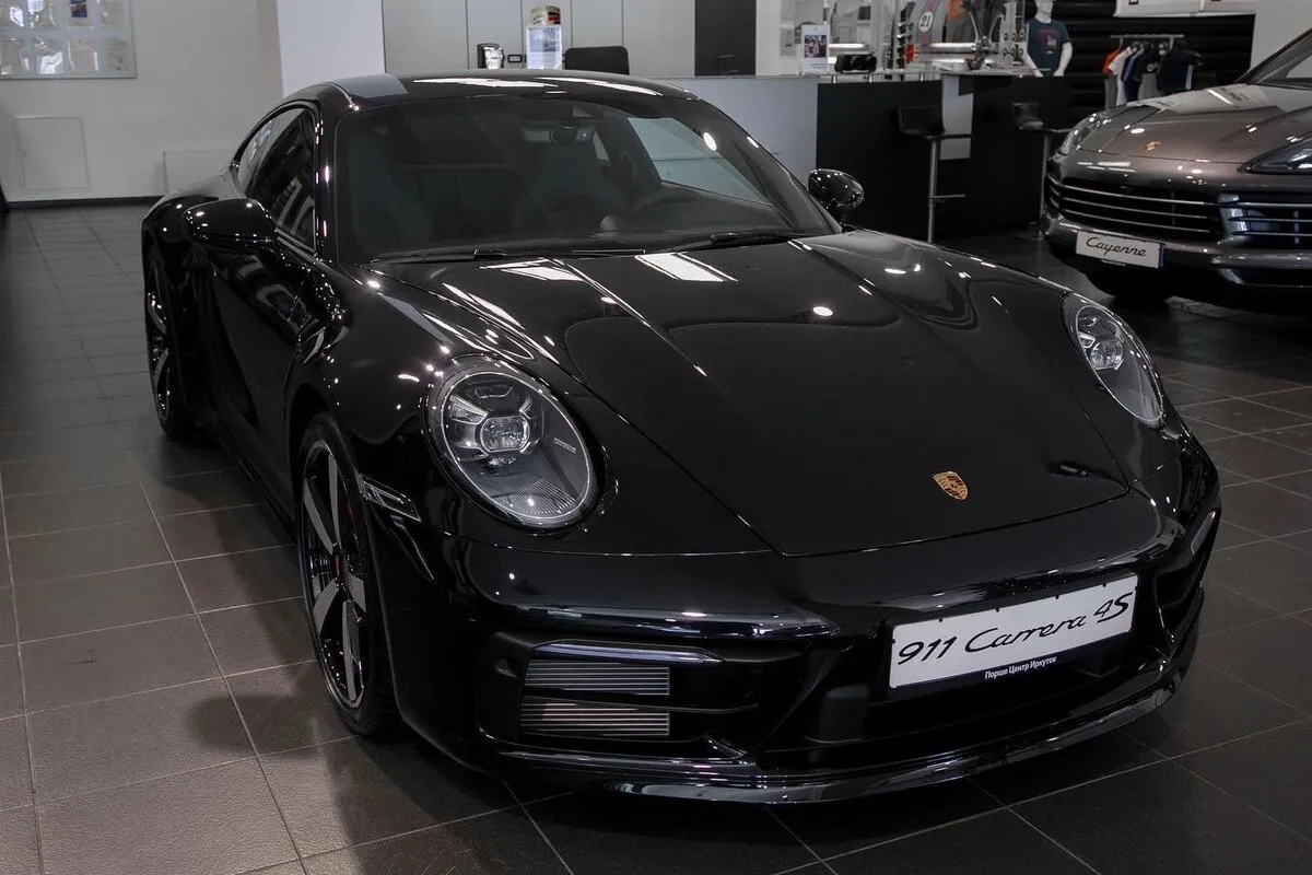 Buy New Porsche 911 Carrera 4S (992)